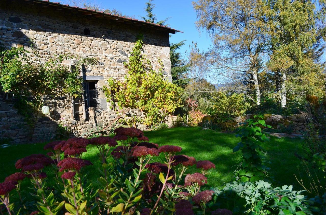 L'Embellie Bed & Breakfast Bertignat Luaran gambar