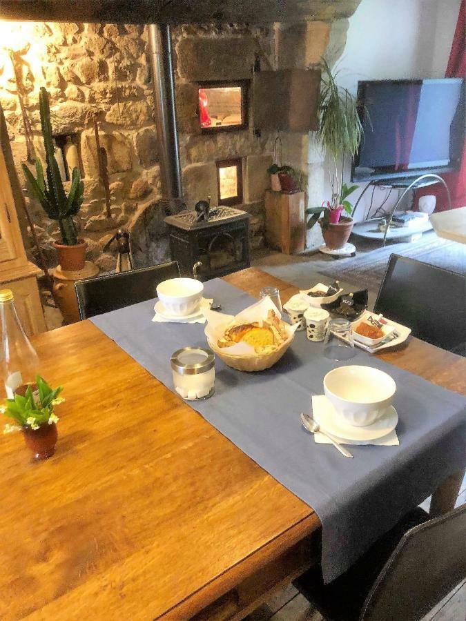 L'Embellie Bed & Breakfast Bertignat Luaran gambar