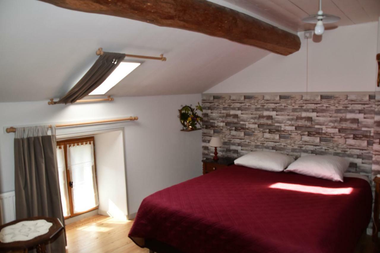 L'Embellie Bed & Breakfast Bertignat Luaran gambar