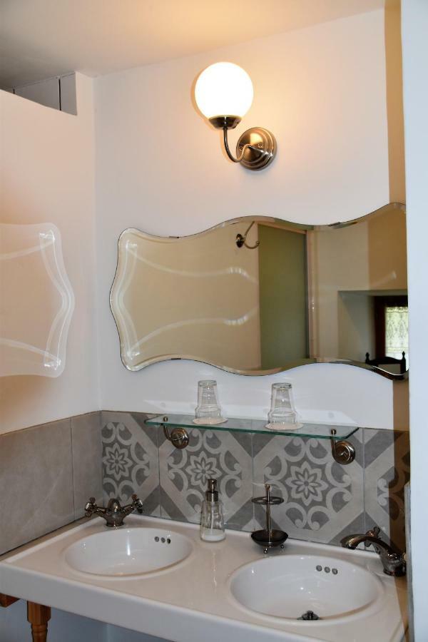 L'Embellie Bed & Breakfast Bertignat Luaran gambar